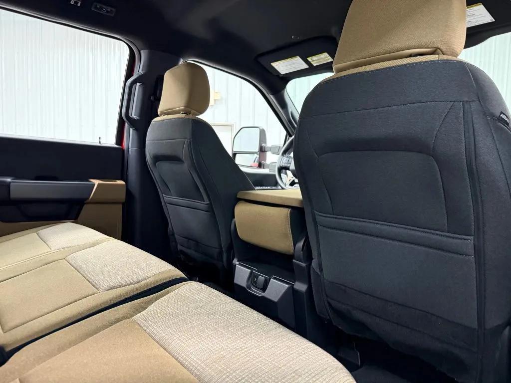2024 Ford F-450 photo 29