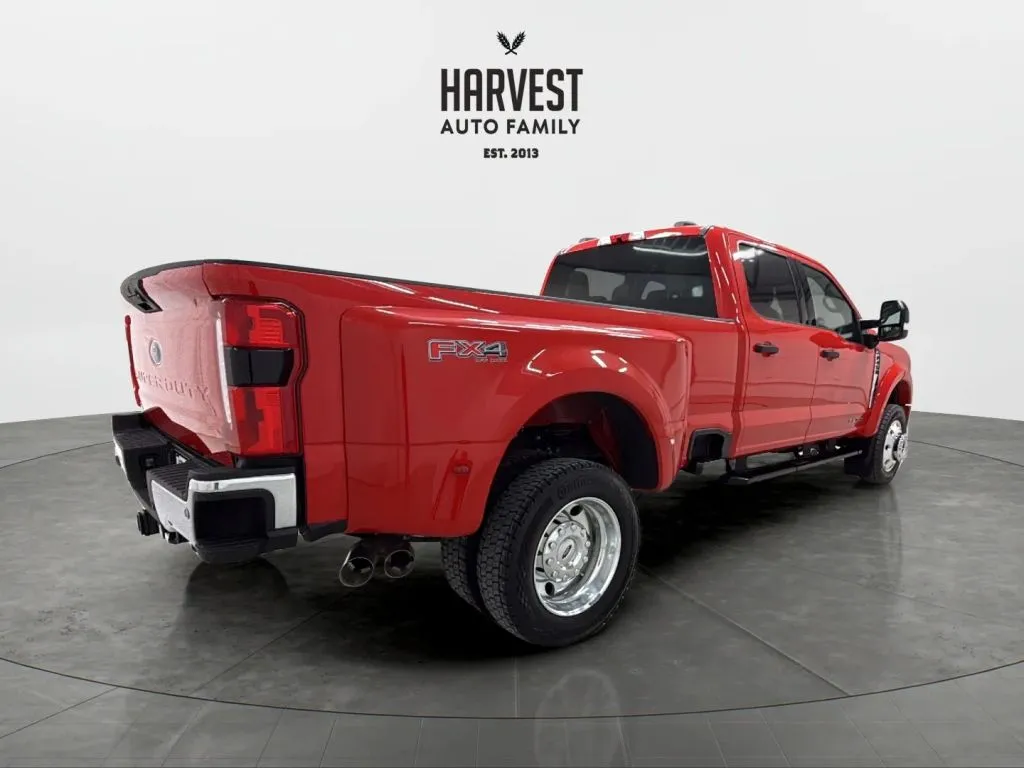 2024 Ford F-450 photo 3