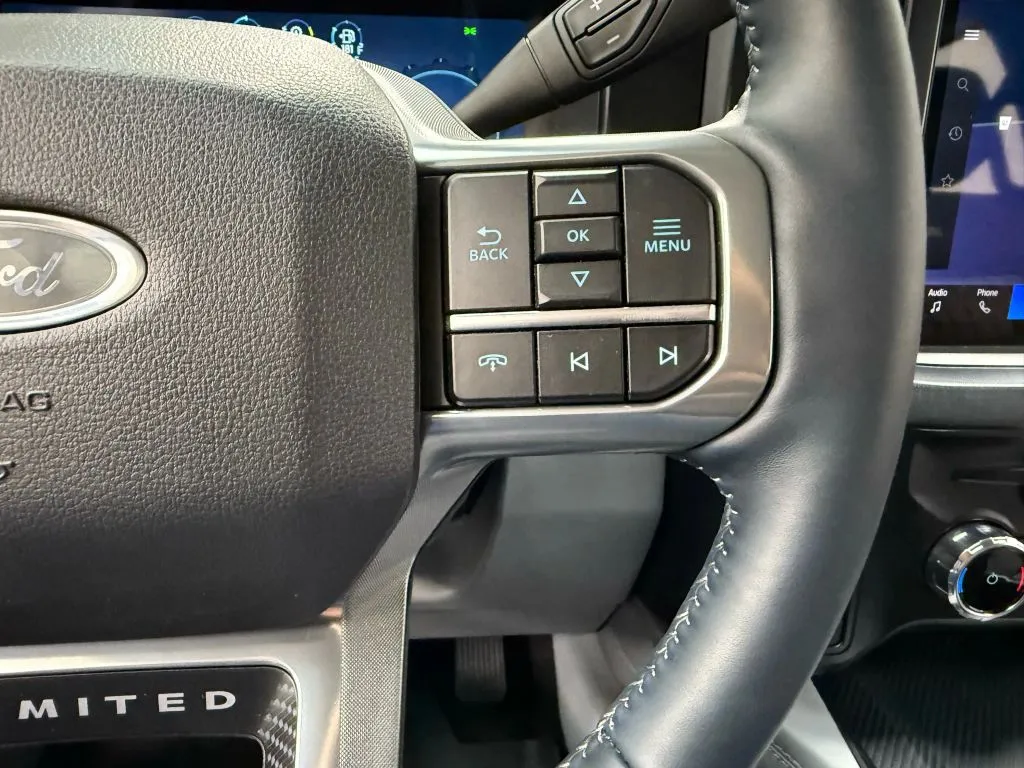 2024 Ford F-450 photo 24