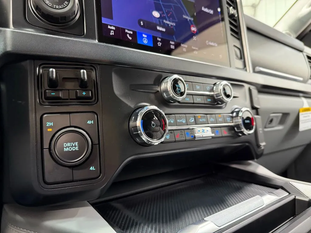 2024 Ford F-450 photo 34