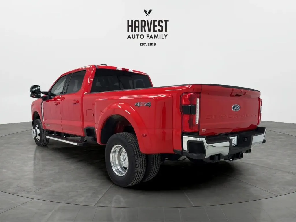 2024 Ford F-350 photo 2