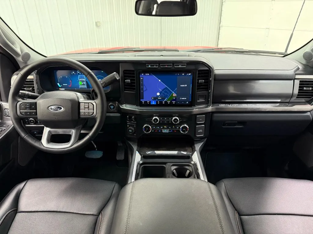 2024 Ford F-350 photo 17