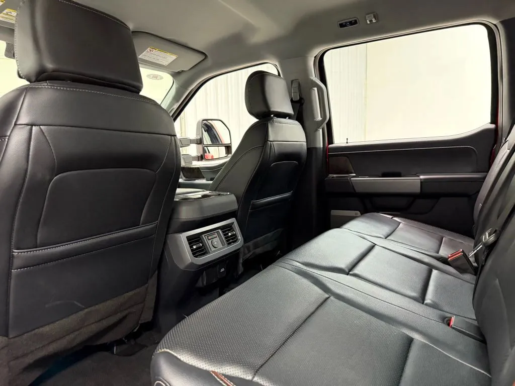 2024 Ford F-350 photo 18