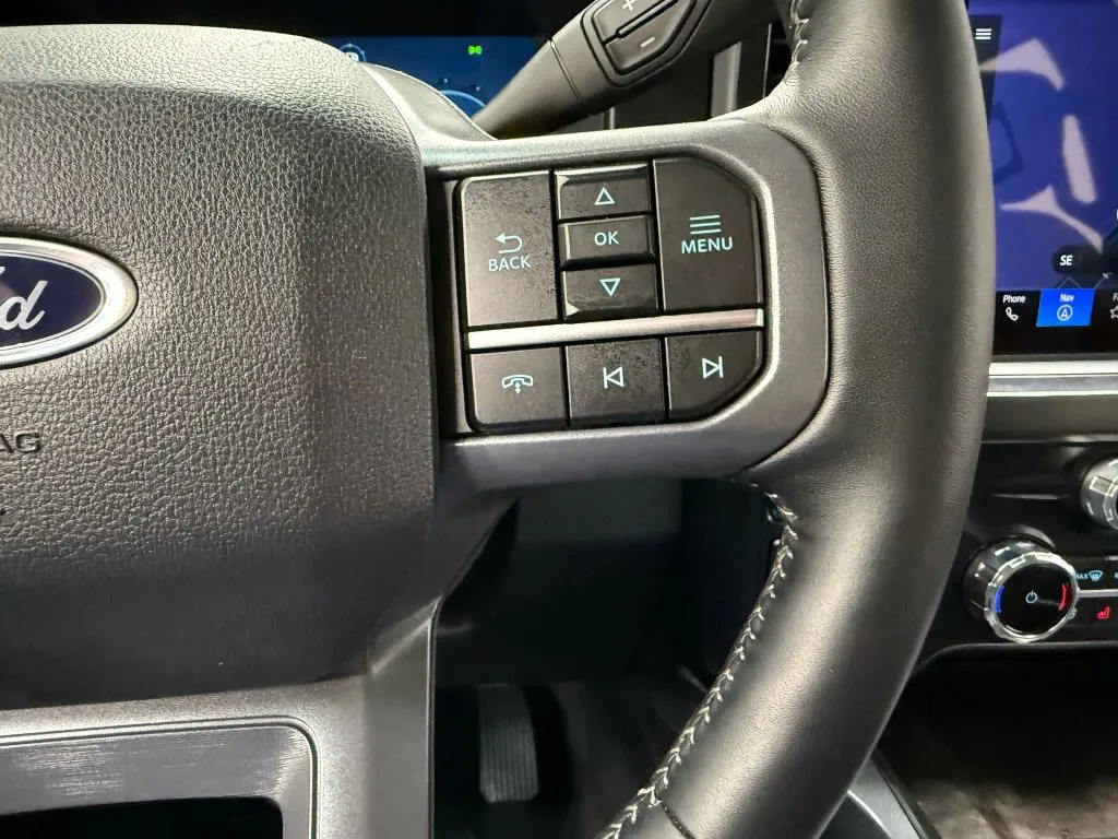 2024 Ford F-350 photo 12