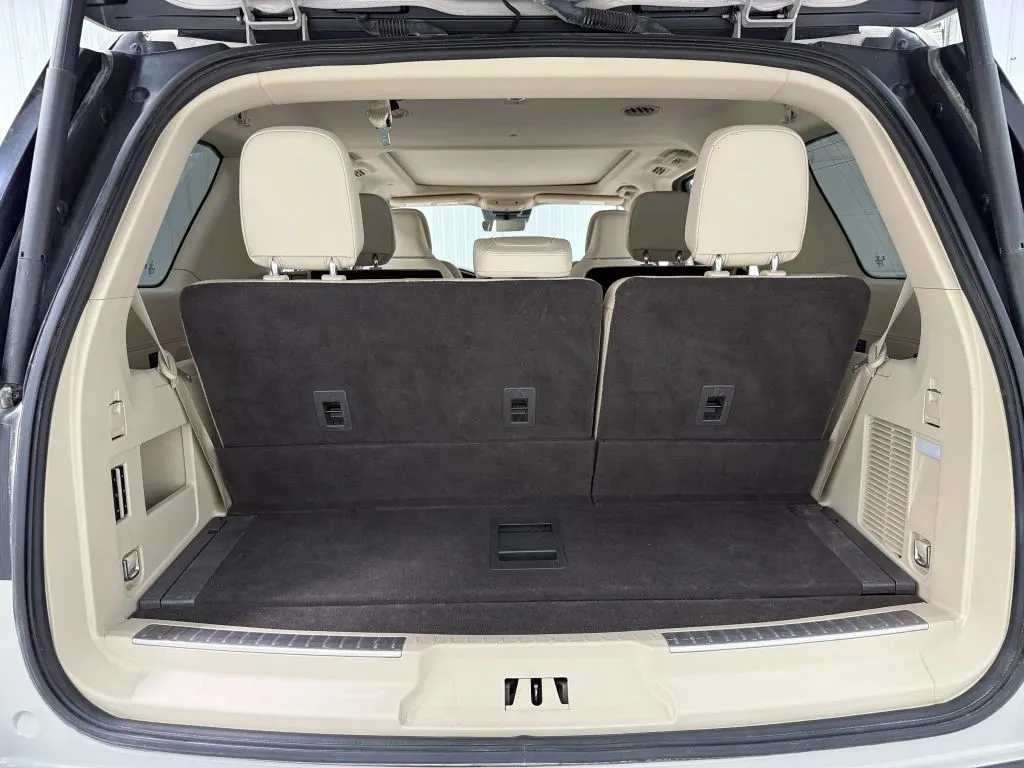 2021 Lincoln Navigator Reserve photo 18