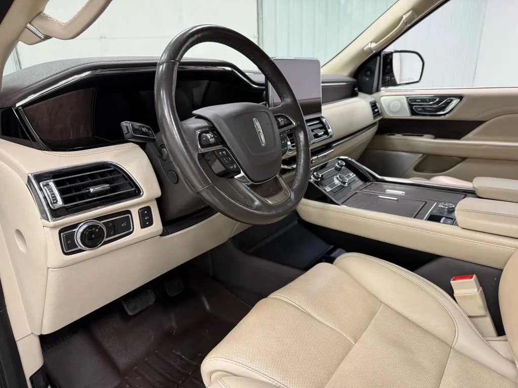 2021 Lincoln Navigator Reserve photo 26