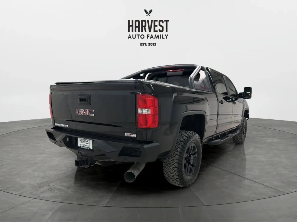2017 Gmc Sierra 2500 HD SLT photo 23