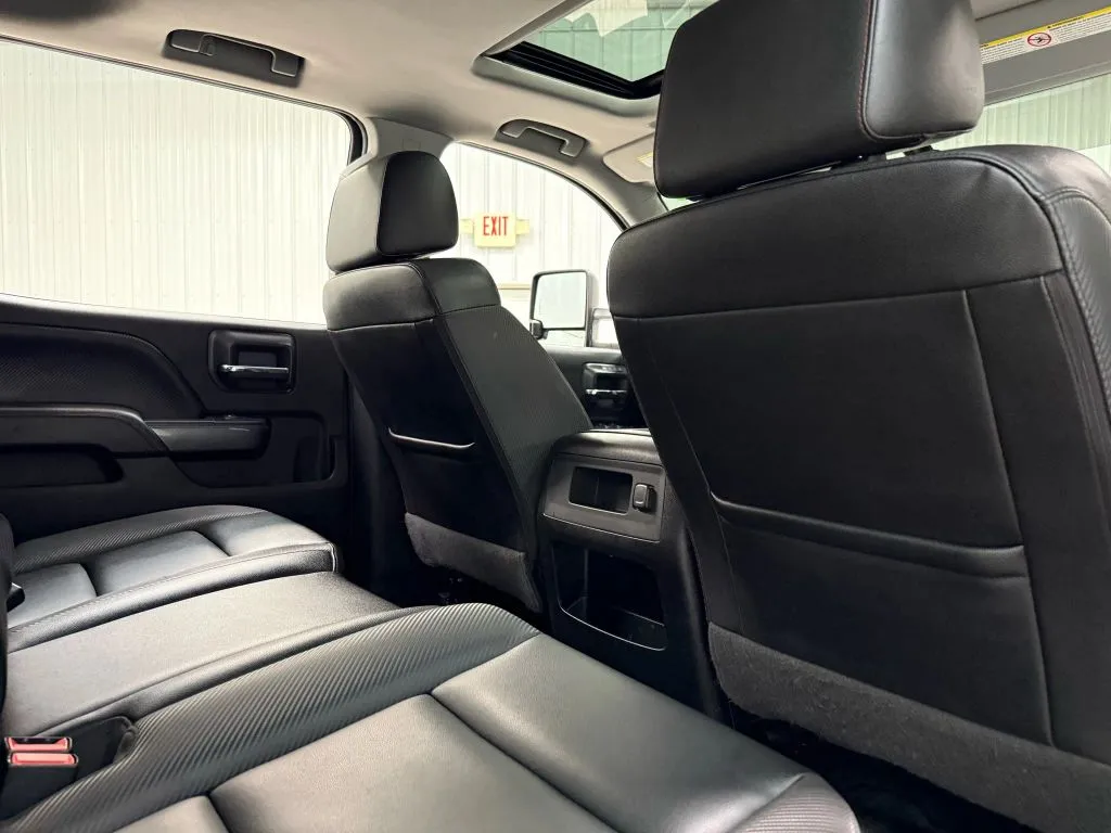 2017 Gmc Sierra 2500 HD SLT photo 17