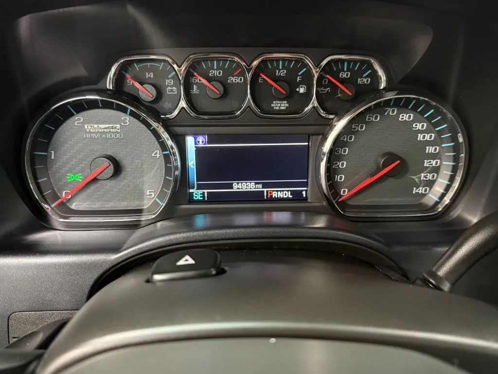 2017 Gmc Sierra 2500 HD SLT photo 18