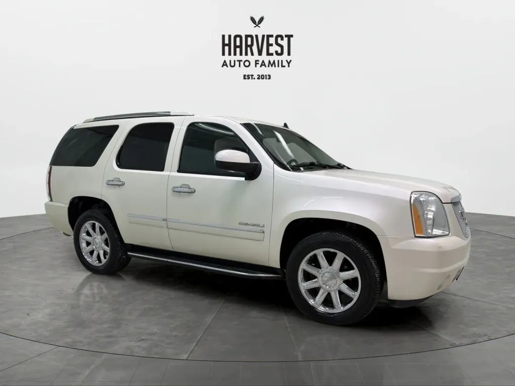 2010 Gmc Yukon Denali photo 22