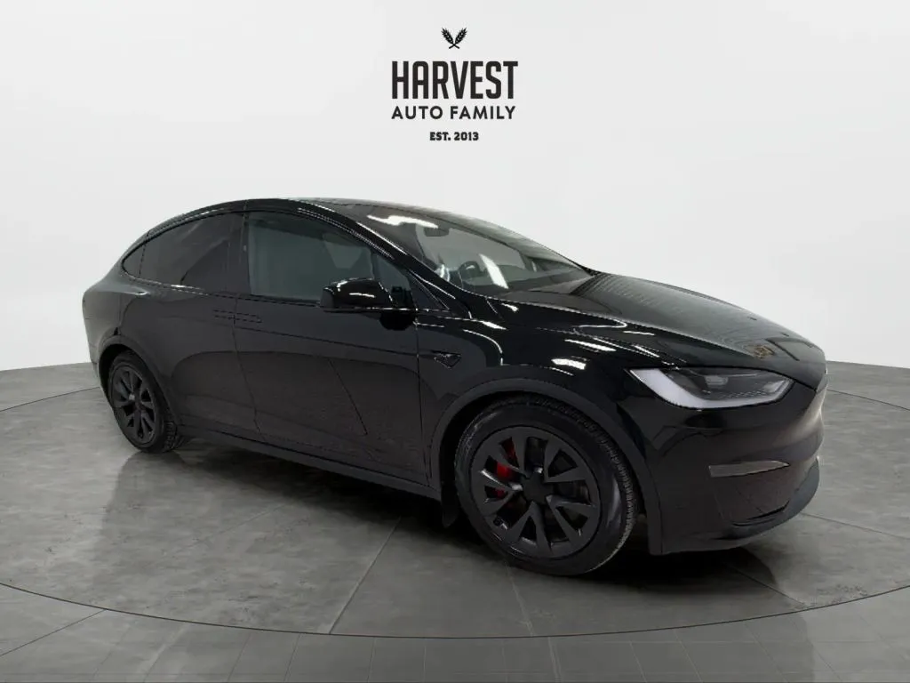 2024 Tesla Model X Plaid photo 18