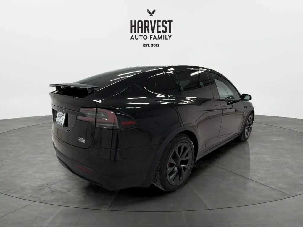 2024 Tesla Model X Plaid photo 17