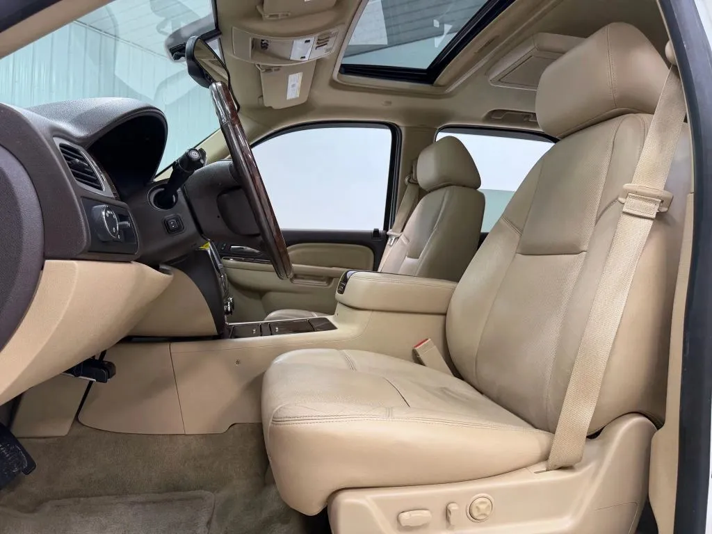 2014 Gmc Yukon Denali photo 25