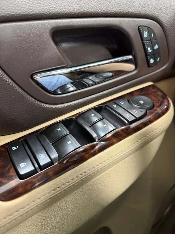 2014 Gmc Yukon Denali photo 9