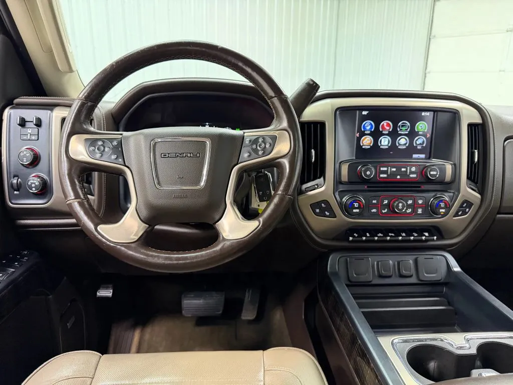 2016 Gmc Sierra 2500 HD Denali photo 26