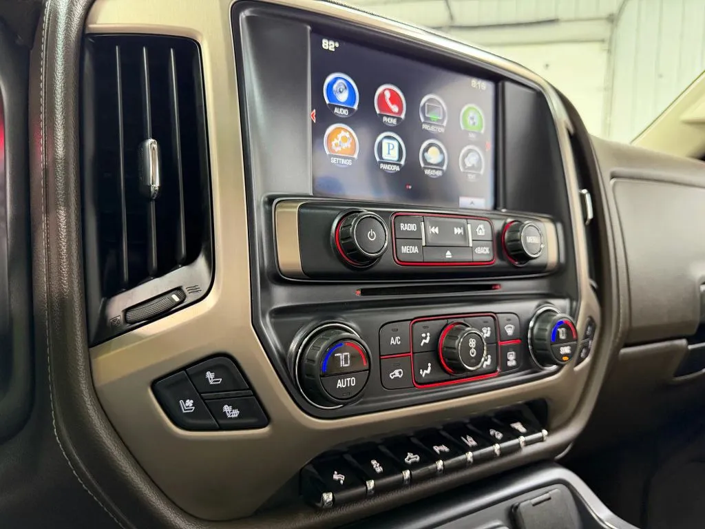 2016 Gmc Sierra 2500 HD Denali photo 27