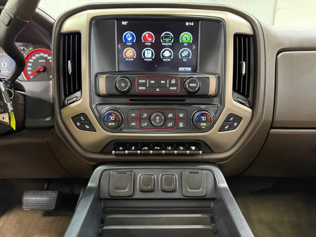 2016 Gmc Sierra 2500 HD Denali photo 8