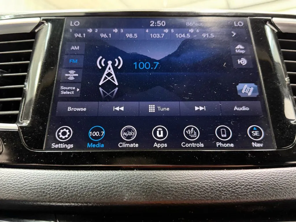 2018 Chrysler Pacifica Touring Plus photo 18