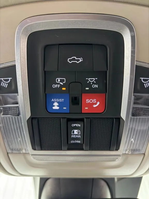 2022 Ram 1500 Laramie photo 23