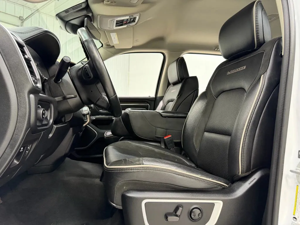 2022 Ram 1500 Laramie photo 28