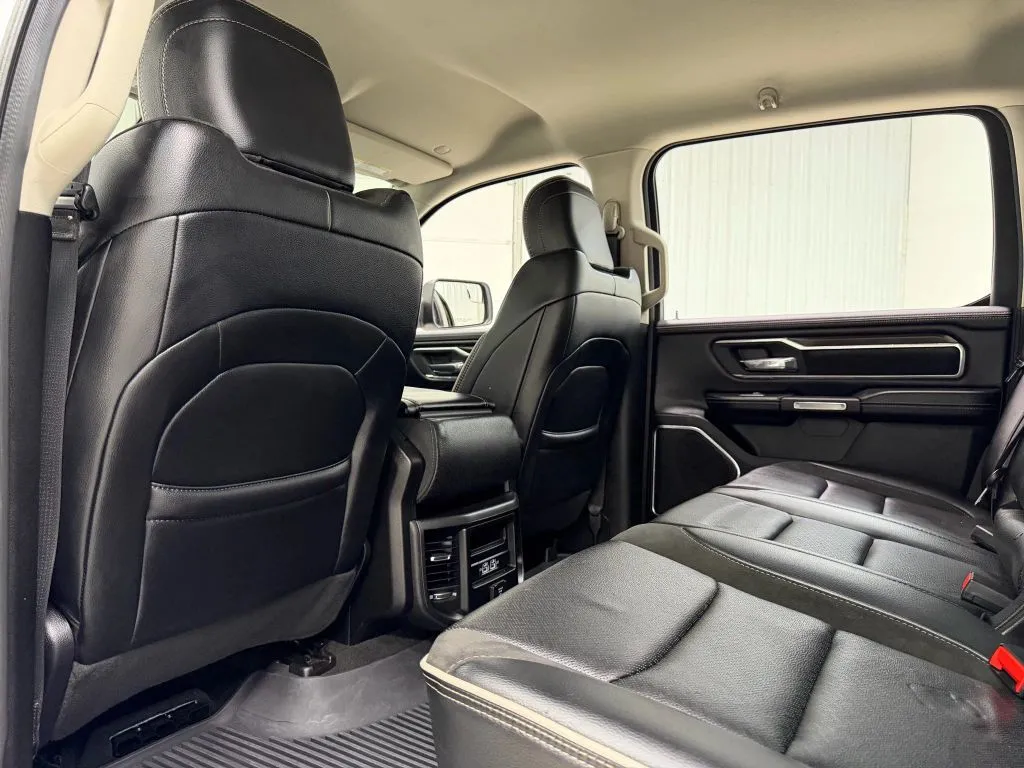 2022 Ram 1500 Laramie photo 6