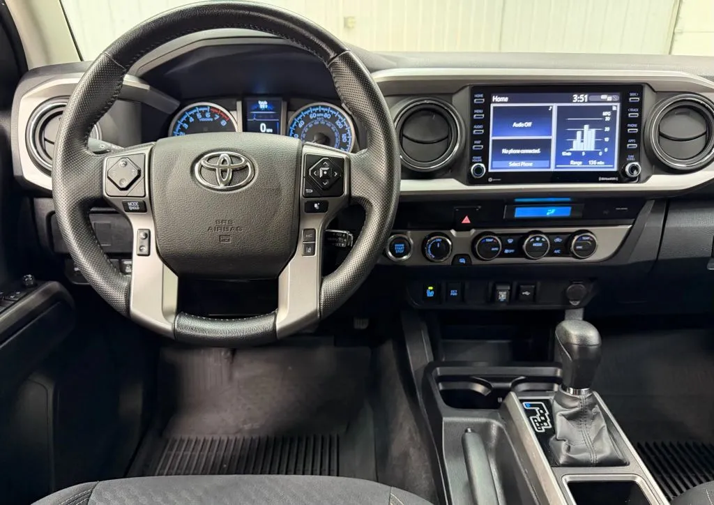 2023 Toyota Tacoma SR5 photo 24