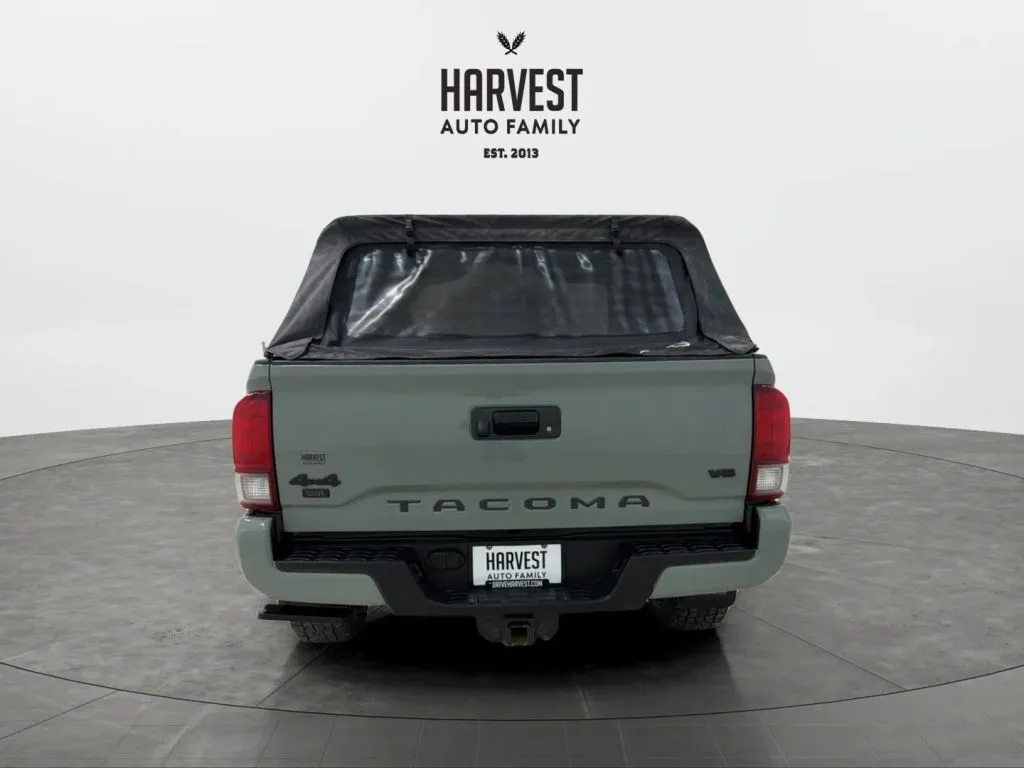 2023 Toyota Tacoma SR5 photo 10