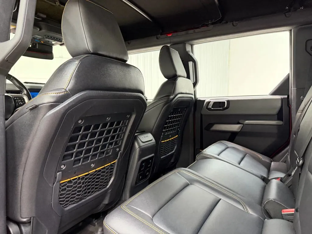 2022 Ford Bronco Badlands photo 24