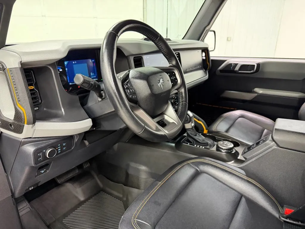 2022 Ford Bronco Badlands photo 23