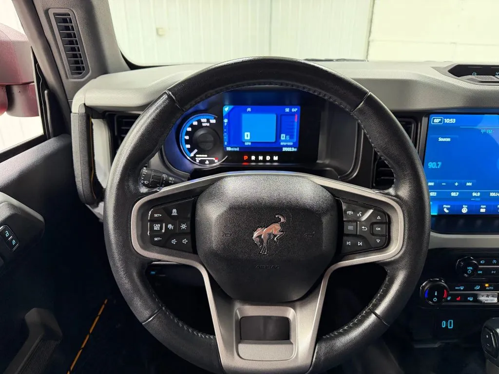 2022 Ford Bronco Badlands photo 6