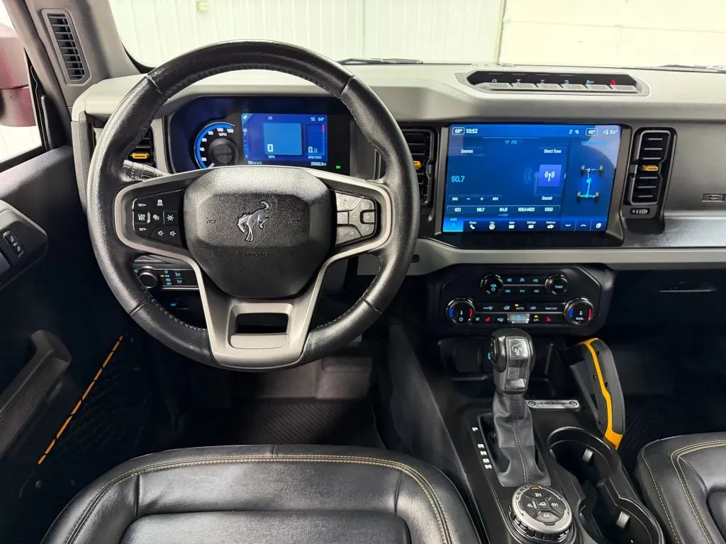 2022 Ford Bronco Badlands photo 25