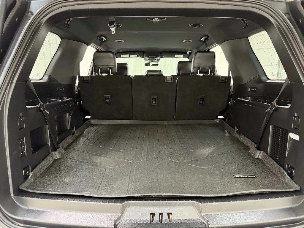 2019 Ford Expedition XLT photo 17