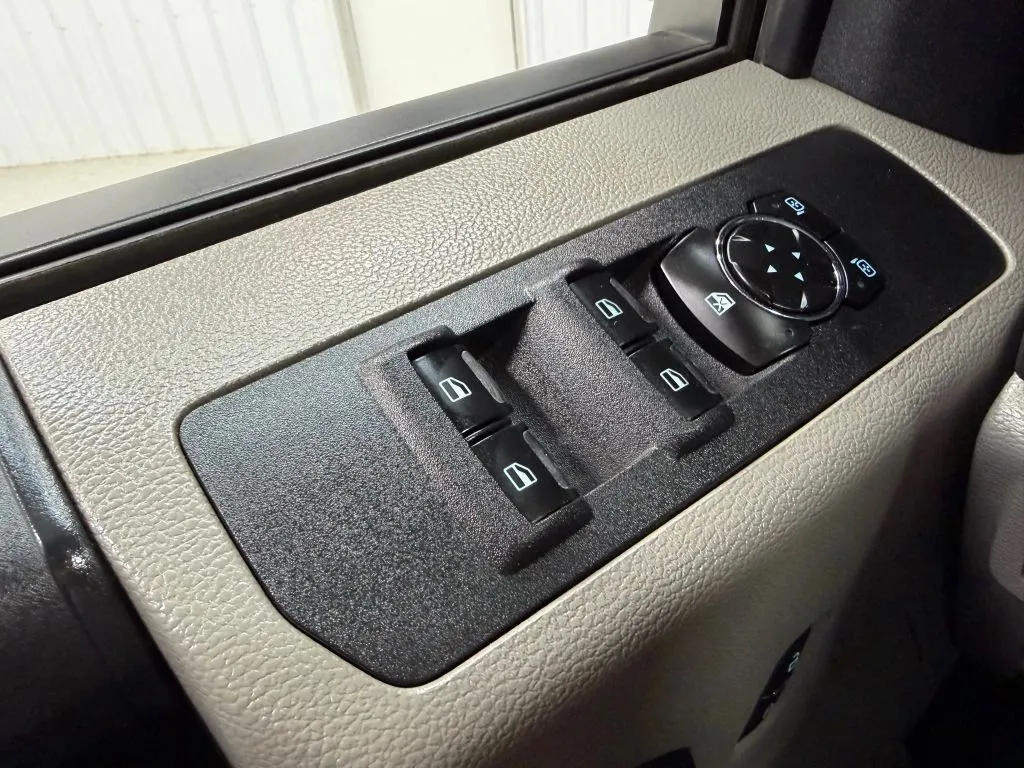 2021 Ford F-350 photo 17