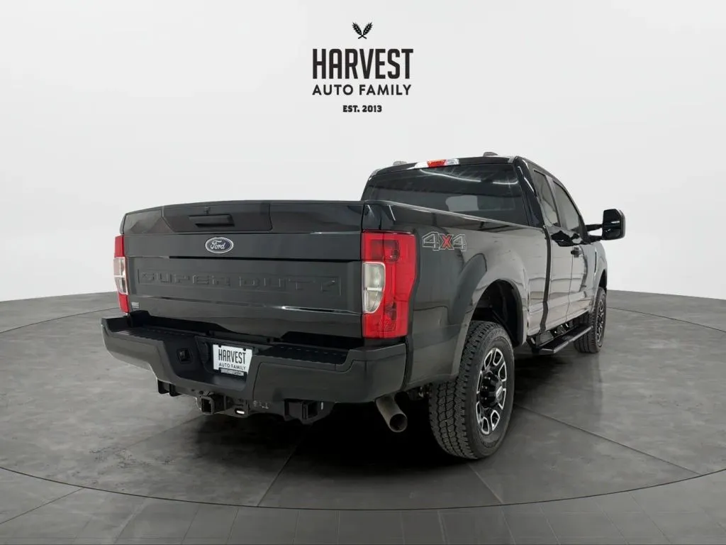 2021 Ford F-350 photo 20