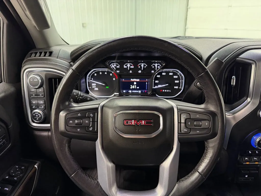 2021 Gmc Sierra 1500 SLT photo 10