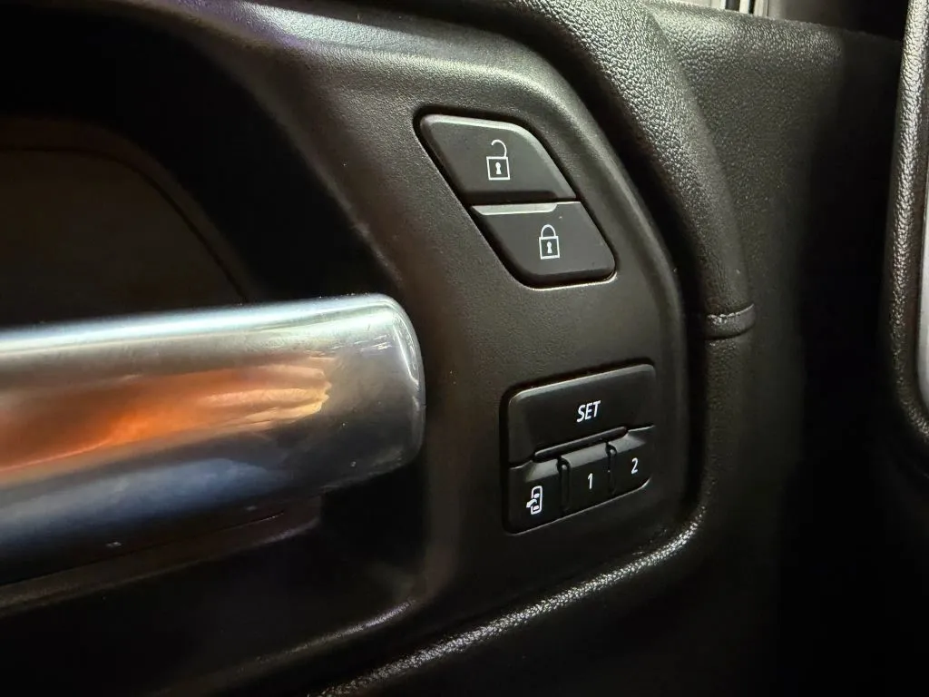 2021 Gmc Sierra 1500 SLT photo 12
