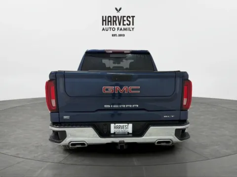 More photos of 2021 GMC Sierra 1500 Crew Cab SLT Pickup 4D 5 3/4 ft at Harvest Auto Family, NE