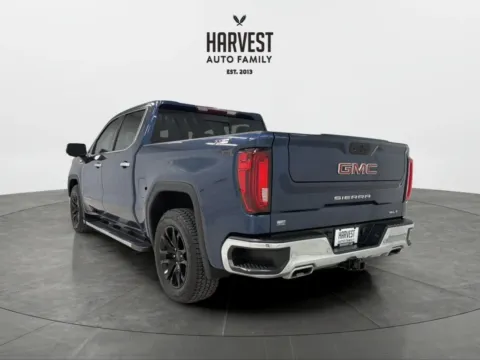 More photos of 2021 GMC Sierra 1500 Crew Cab SLT Pickup 4D 5 3/4 ft at Harvest Auto Family, NE