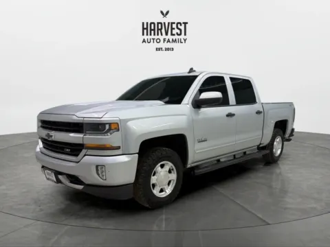 Silver 2017 Chevrolet Silverado 1500 Crew Cab Z71 LT Pickup 4D 5 3/4 ft for sale in Wahoo, NE