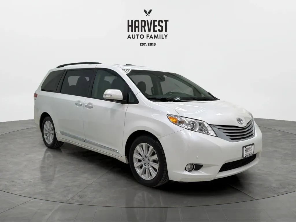 2013 Toyota Sienna Limited photo 4