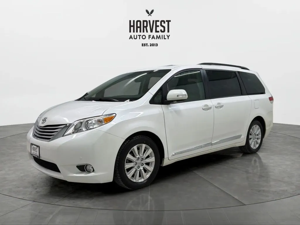 White 2013 Toyota Sienna Limited Minivan 4D for sale in Wahoo, NE