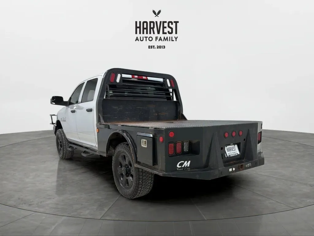 2018 Ram 2500 Tradesman photo 2