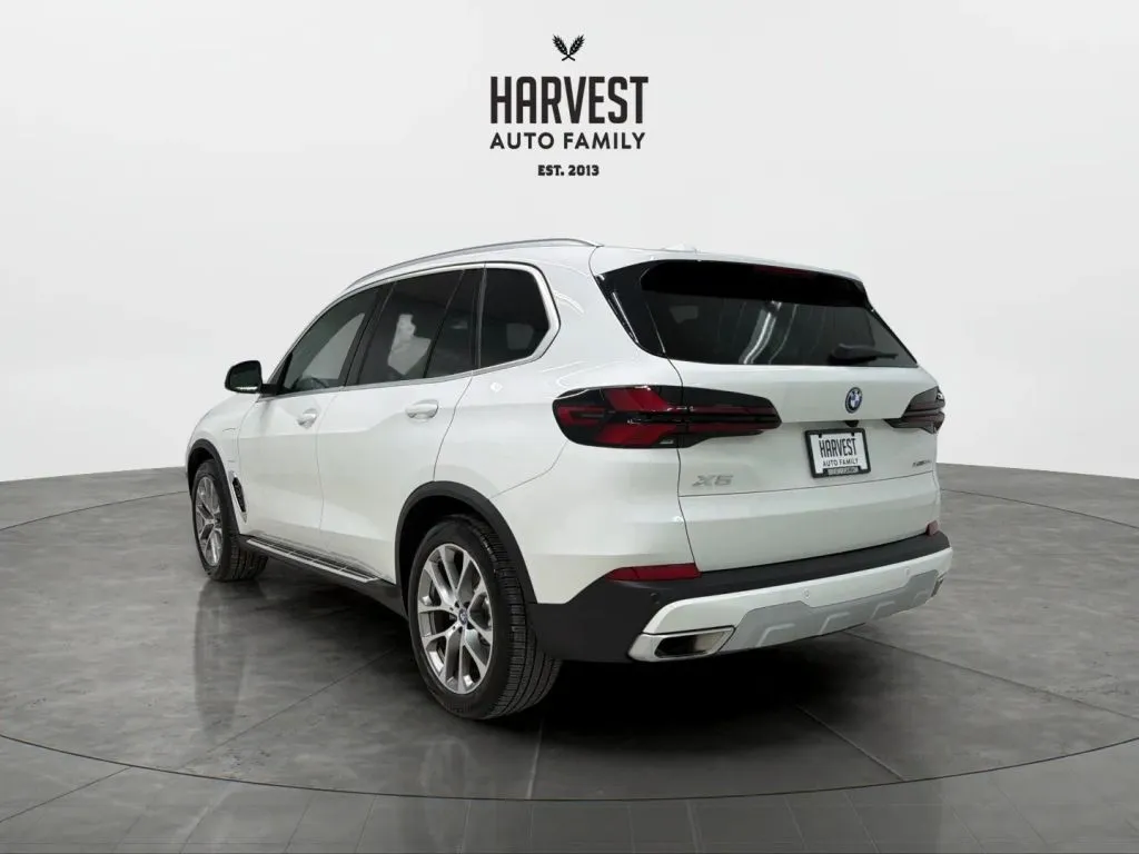 2025 Bmw X5 xDrive50e photo 2
