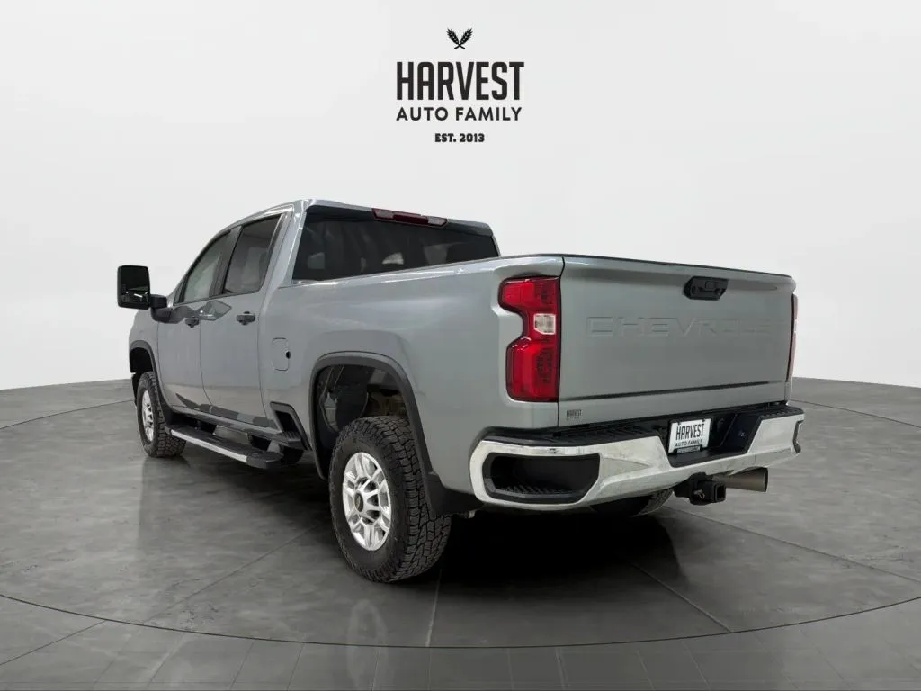2024 Chevrolet Silverado 2500HD Work Truck photo 2