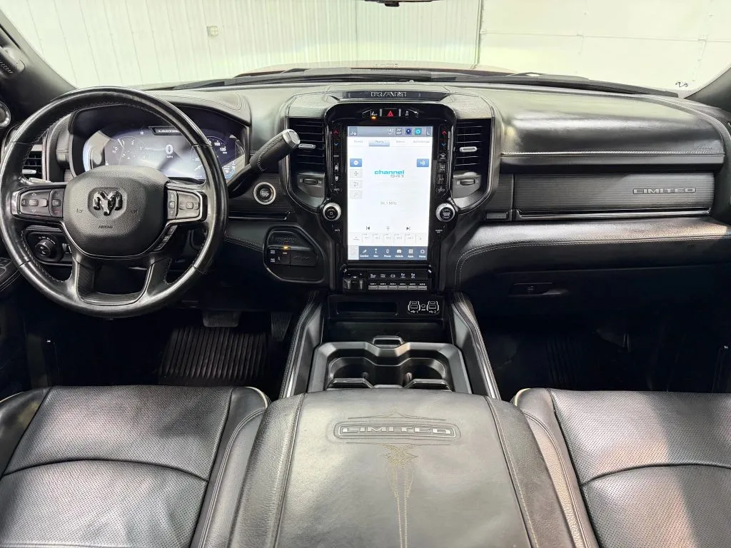 2023 Ram 2500 Limited photo 3