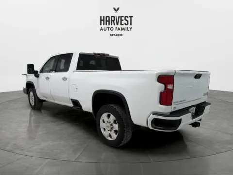More photos of 2020 Chevrolet Silverado 3500 HD Crew Cab High Country Pickup 4D 8 ft at Harvest Auto Family, NE
