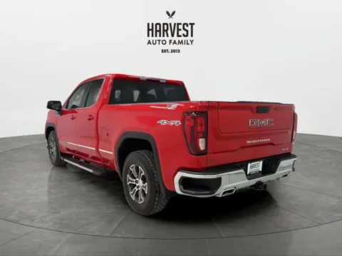 More photos of 2022 GMC Sierra 1500 Double Cab SLE Pickup 4D 6 1/2 ft at Harvest Auto Family, NE