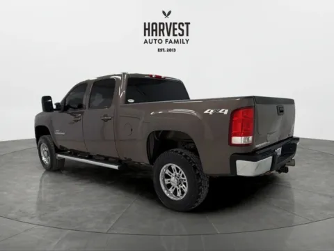 More photos of 2007 GMC Sierra 2500 HD Crew Cab SLT Pickup 4D 6 1/2 ft at Harvest Auto Family, NE