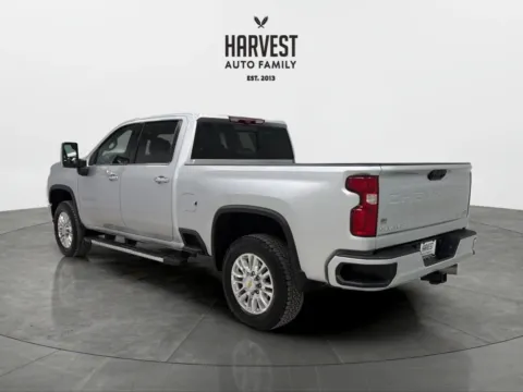 More photos of 2023 Chevrolet Silverado 2500 HD Crew Cab High Country Pickup 4D 6 1/2 ft at Harvest Auto Family, NE