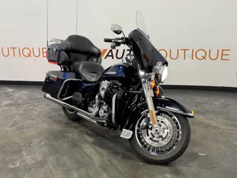 Photos of 2012 HARLEY DAVIDSON ULTRA LIMITED FLHTK for sale in Columbus, OH at Moto Boutique